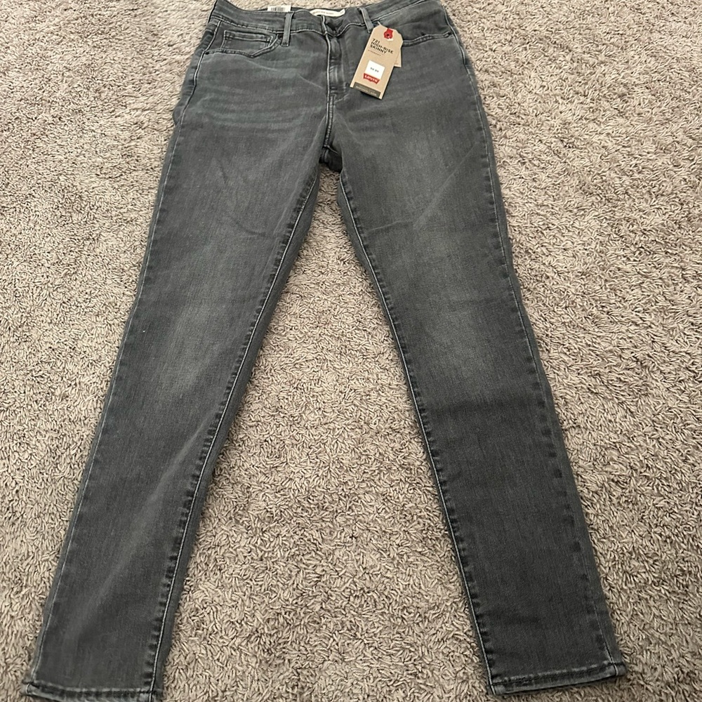 Levi jeans